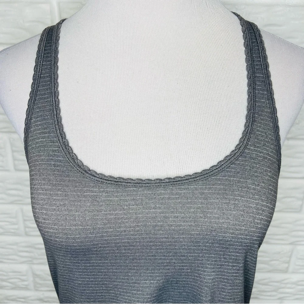 LULULEMON Gray 105 F Singlet Scalloped Edge Racerback Tank Top Size S
